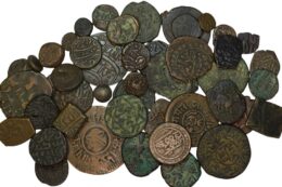 Islamic. Lot of 46 bronze coins. Various types mainly Indian and civic copper