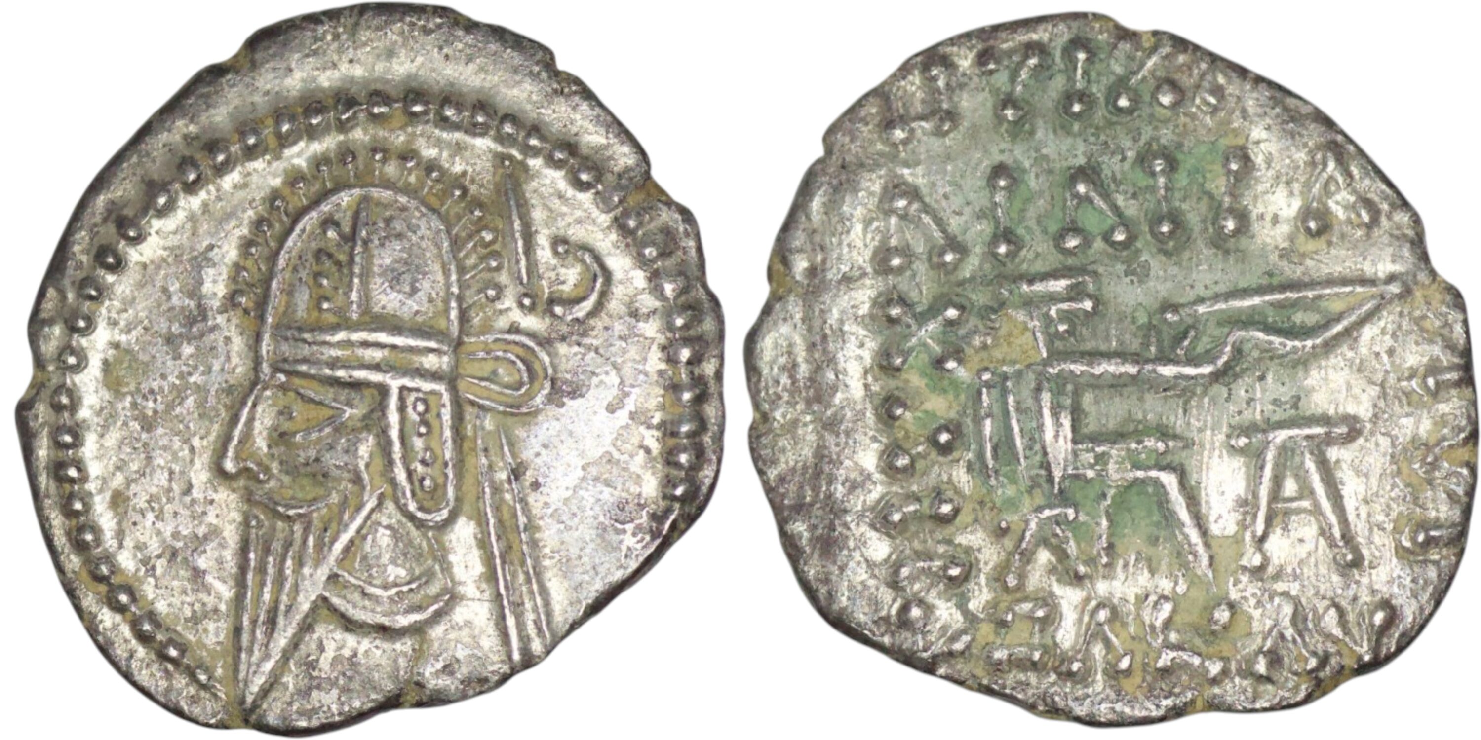 2485 Parthian Empire. Vologases VI (AD 208-228). AR Drachm. Ekbatana