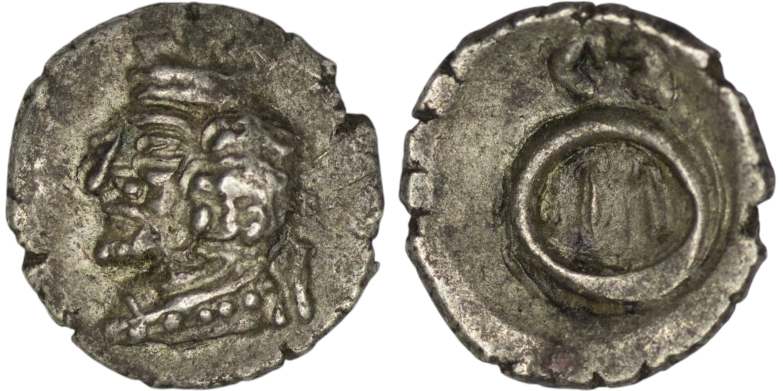 2488 Persis Kingdom. Uncertain king (1st century AD). AR Obol