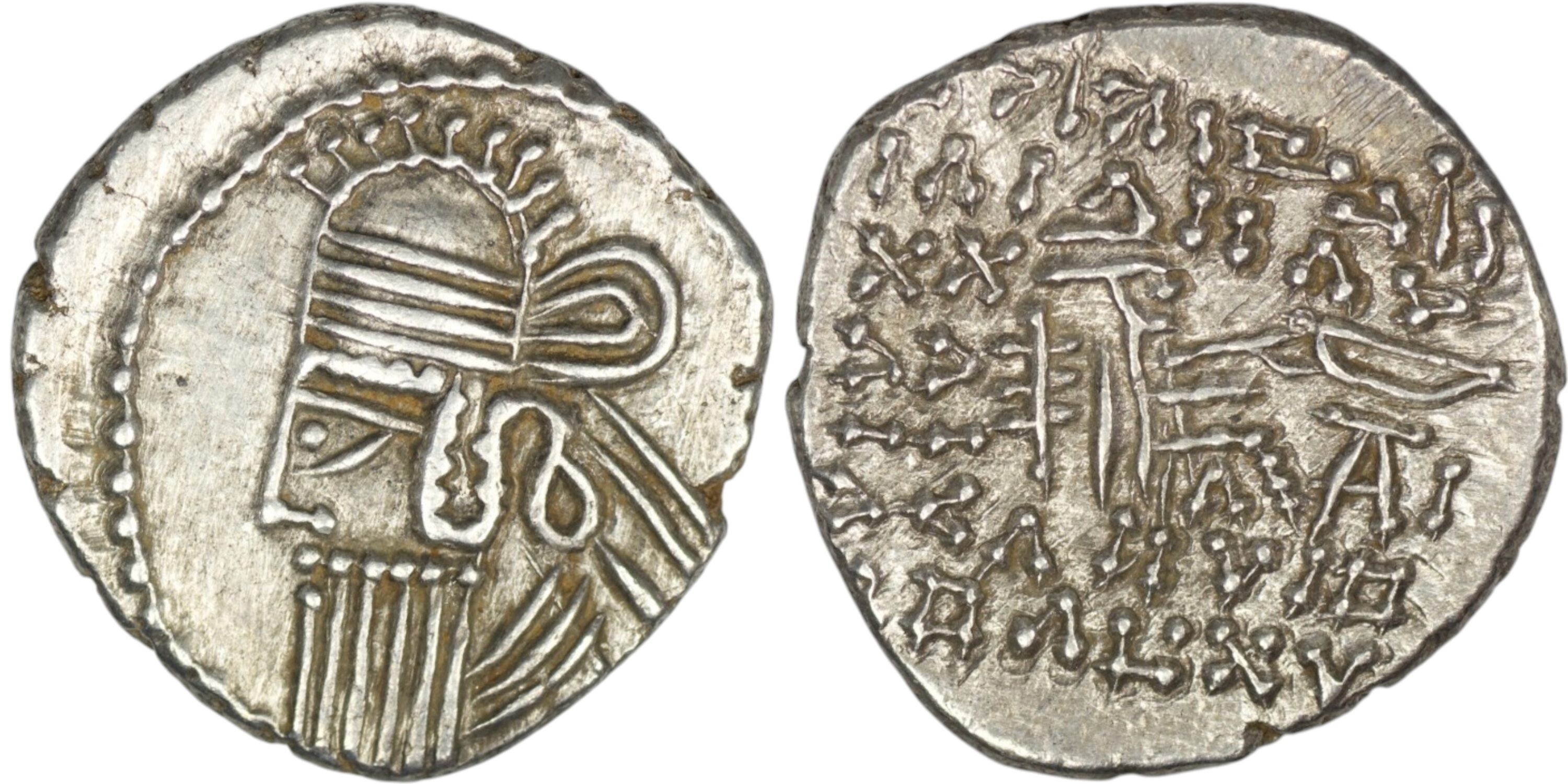 2512 Parthian Empire. Vologases IV (AD 147-191). AR Drachm. Ekbatana
