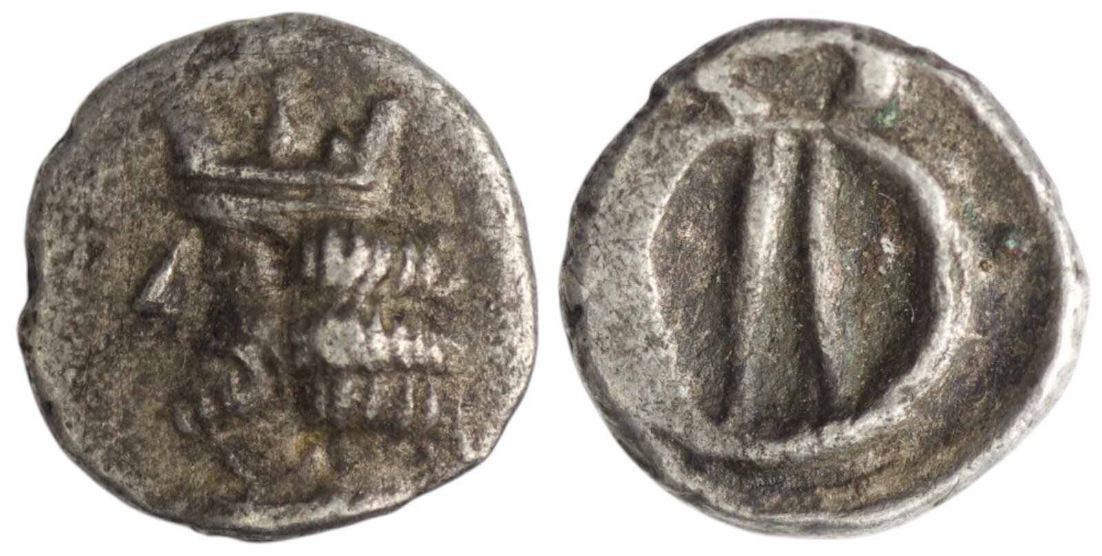 2635 Persis Kingdom. Uncertain king (1st century AD). AR Obol. Istakhr (Persepolis)